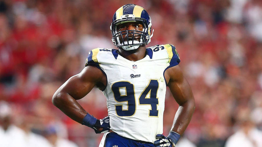 Robert Quinn Hands On Hips Wallpaper