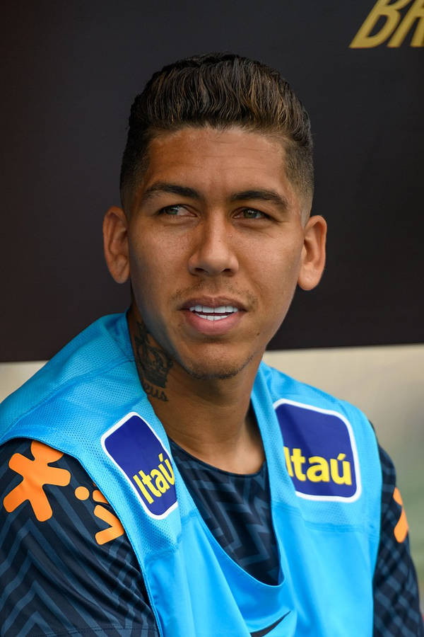 Roberto Firmino Blue Vest Wallpaper