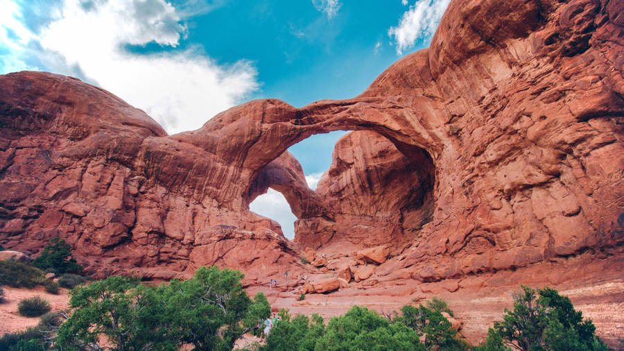 Rock Formation At Arches National Park Wallpaper