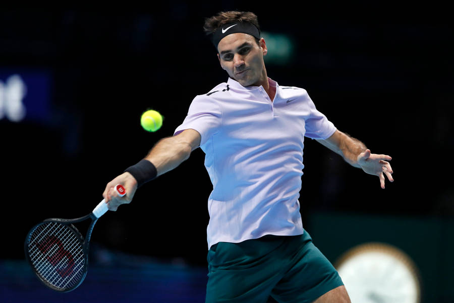 Roger Federer Showing His Forehand Wallpaper