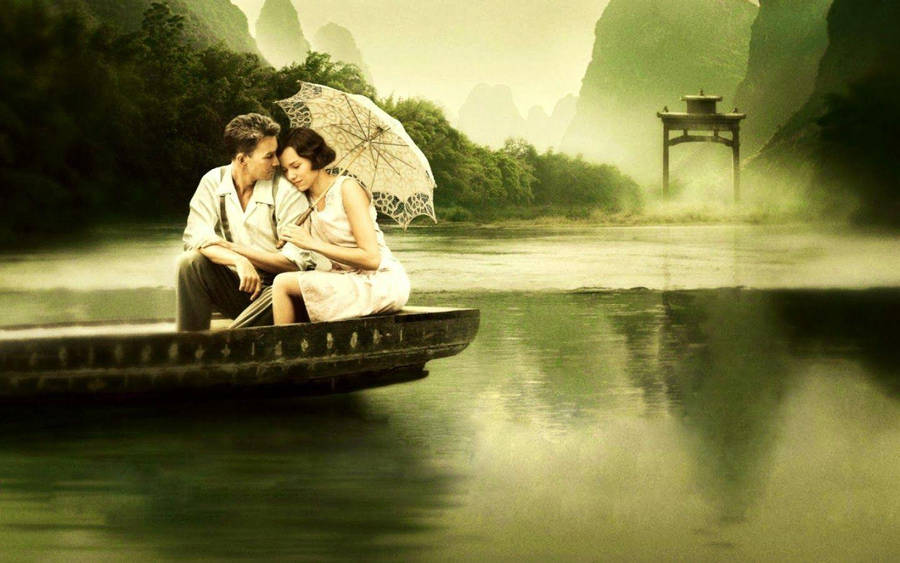 Romantic Couples In Lake Wallpaper