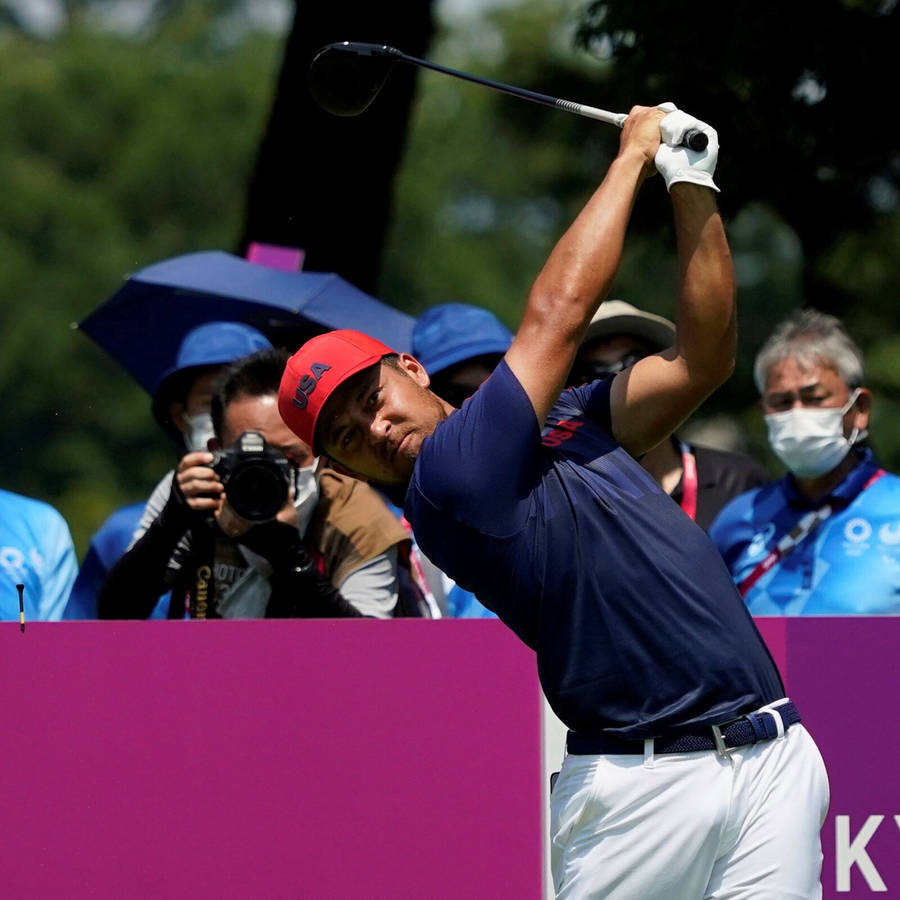 Rory Sabbatini In Action During A Golf Tournament Wallpaper