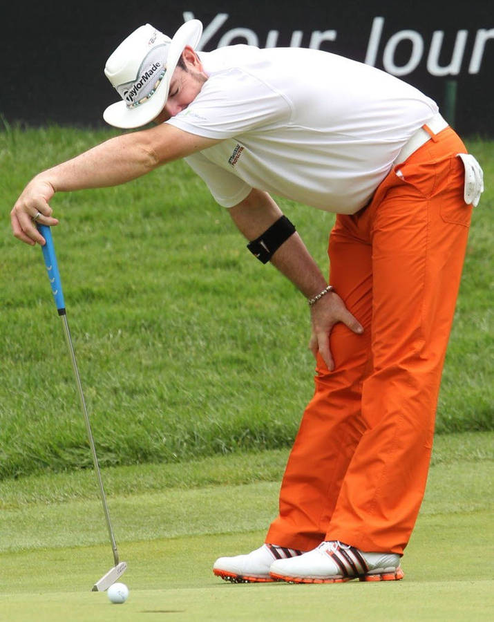 Rory Sabbatini Stretching Wallpaper