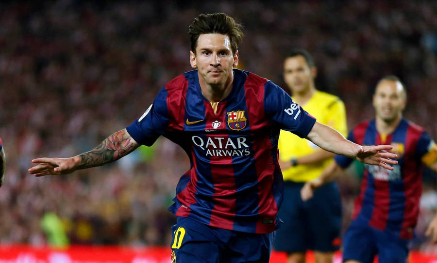 Running At Camera Lionel Messi Wallpaper