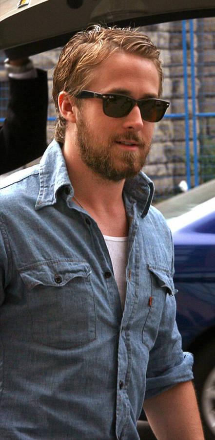 Ryan Gosling Denim Polo Wallpaper