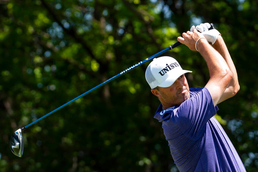 Ryan Palmer Golfing Among Trees Wallpaper