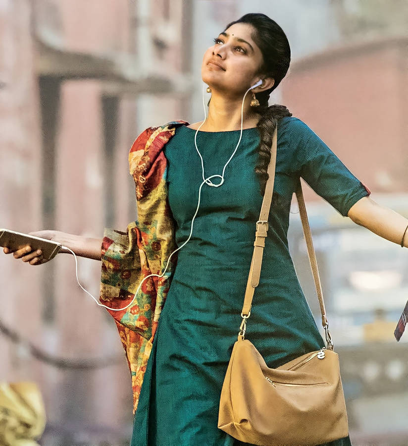 Sai Pallavi Listening To Music Wallpaper