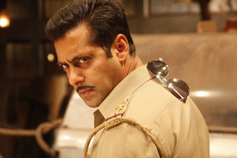 Salman Khan Hd Dabangg 3 Police Outfit Wallpaper