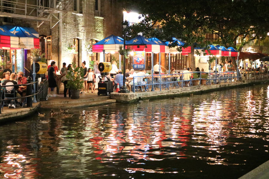 San Antonio River Walk Establishments At Night Wallpaper