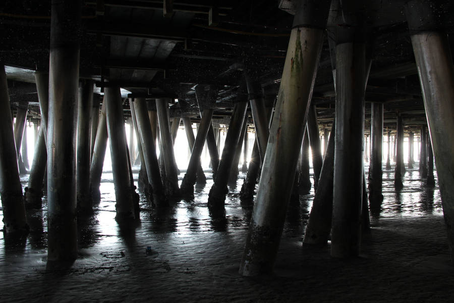 Santa Monica Pier Pillars Wallpaper