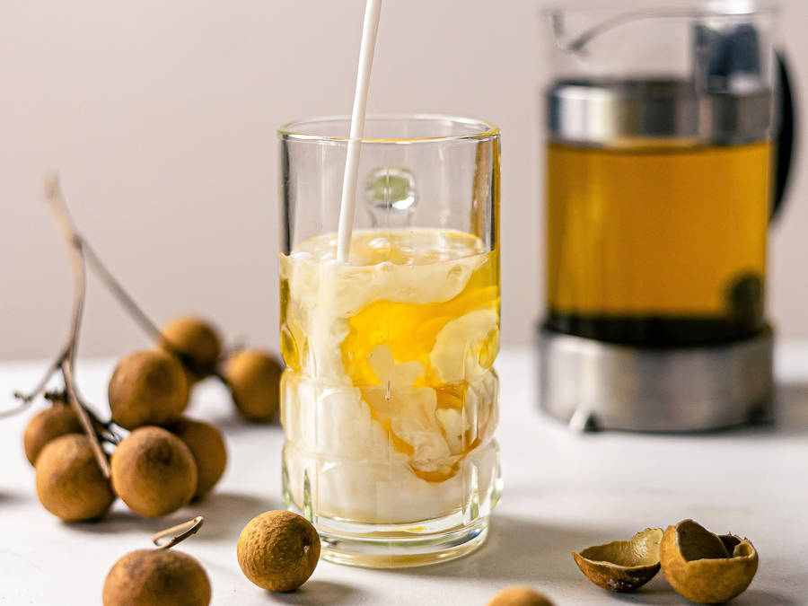 Savoury Longan Fruit Juice Wallpaper