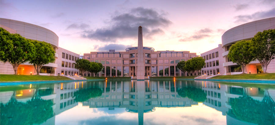 Scenic Ucsd Campus Fountain Wallpaper