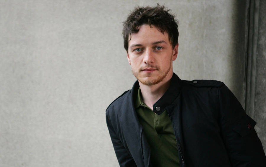 Scottish Actor James Mcavoy As Wesley Gibson Wallpaper