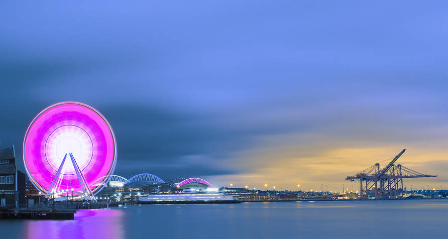 Seattle Pink Ferris Wheel And Sky Wallpaper