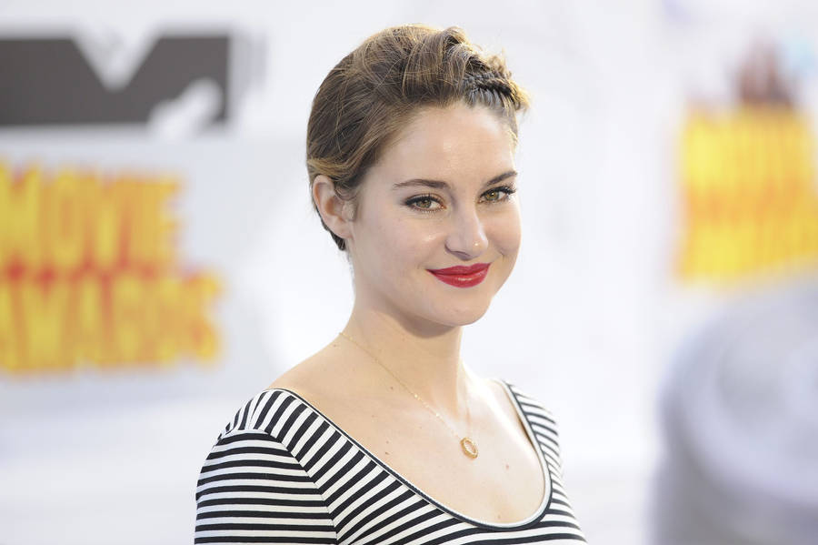 Shailene Woodley 2015 Mtv Movie Awards Wallpaper