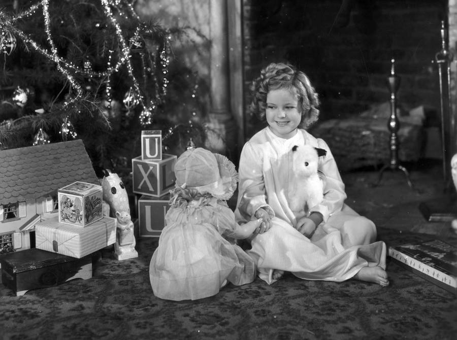 Shirley Temple With Baby Girl Wallpaper