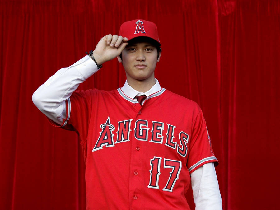 Shohei Ohtani Tipping His Cap Wallpaper