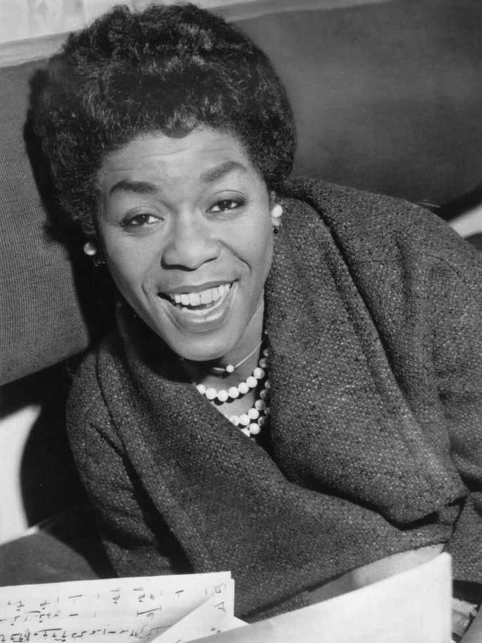 Short Hair Sarah Vaughan Divine Wallpaper