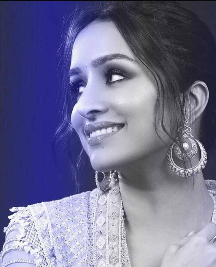 Shraddha Kapoor Heroine Wallpaper