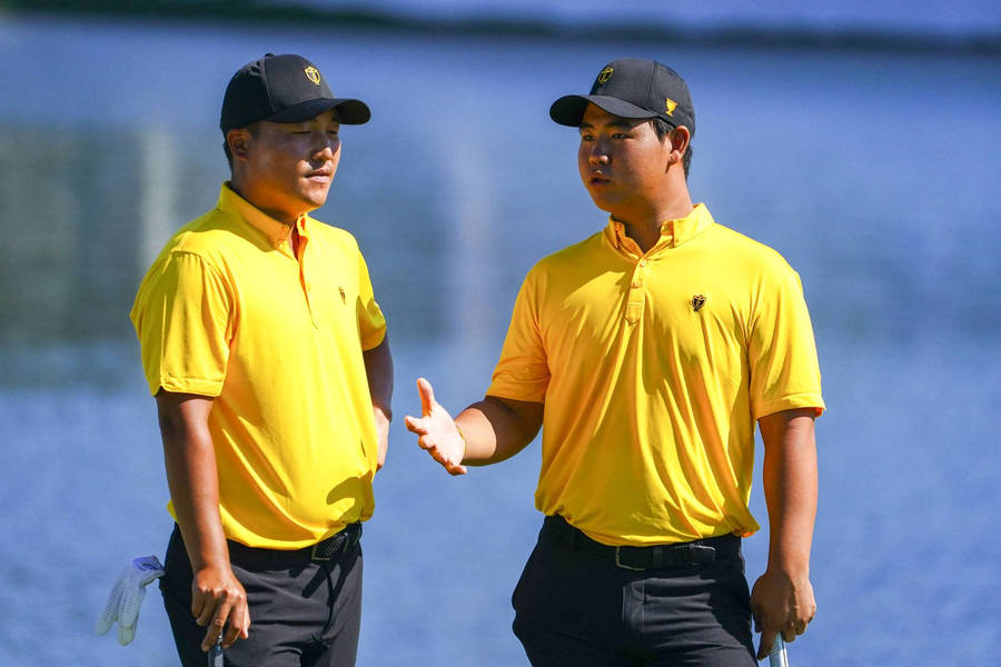 Si Woo Kim And Hideki Matsuyama Wallpaper