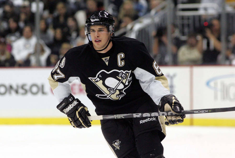 Sidney Crosby Ice Hockey Match Wallpaper