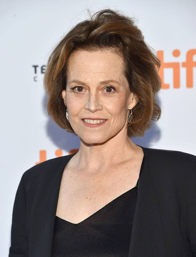 Sigourney Weaver Hollywood Star Wallpaper