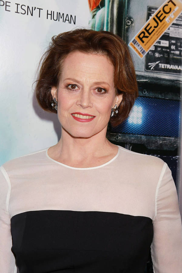 Sigourney Weaver Vintage Photograph Wallpaper