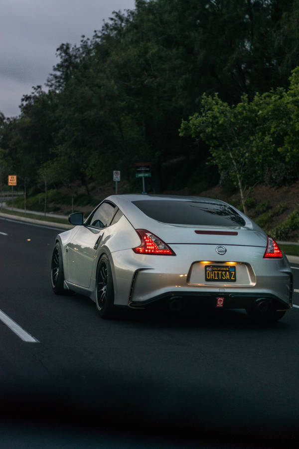 Silver Nissan 370z Wallpaper