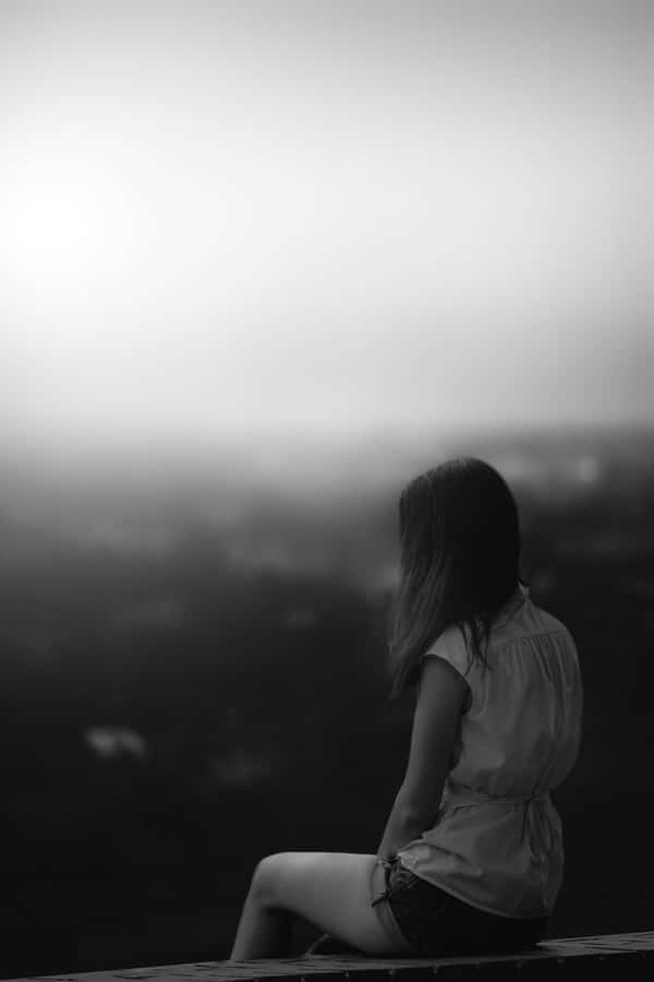 Single Woman Sad Aesthetic Wallpaper