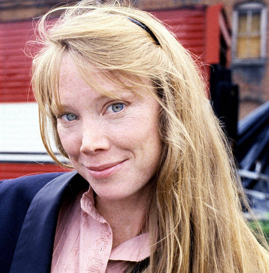 Sissy Spacek Beautiful Hollywood Actress Wallpaper