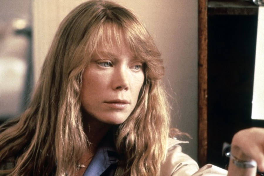 Sissy Spacek In Missing Movie As Beth Horman Wallpaper