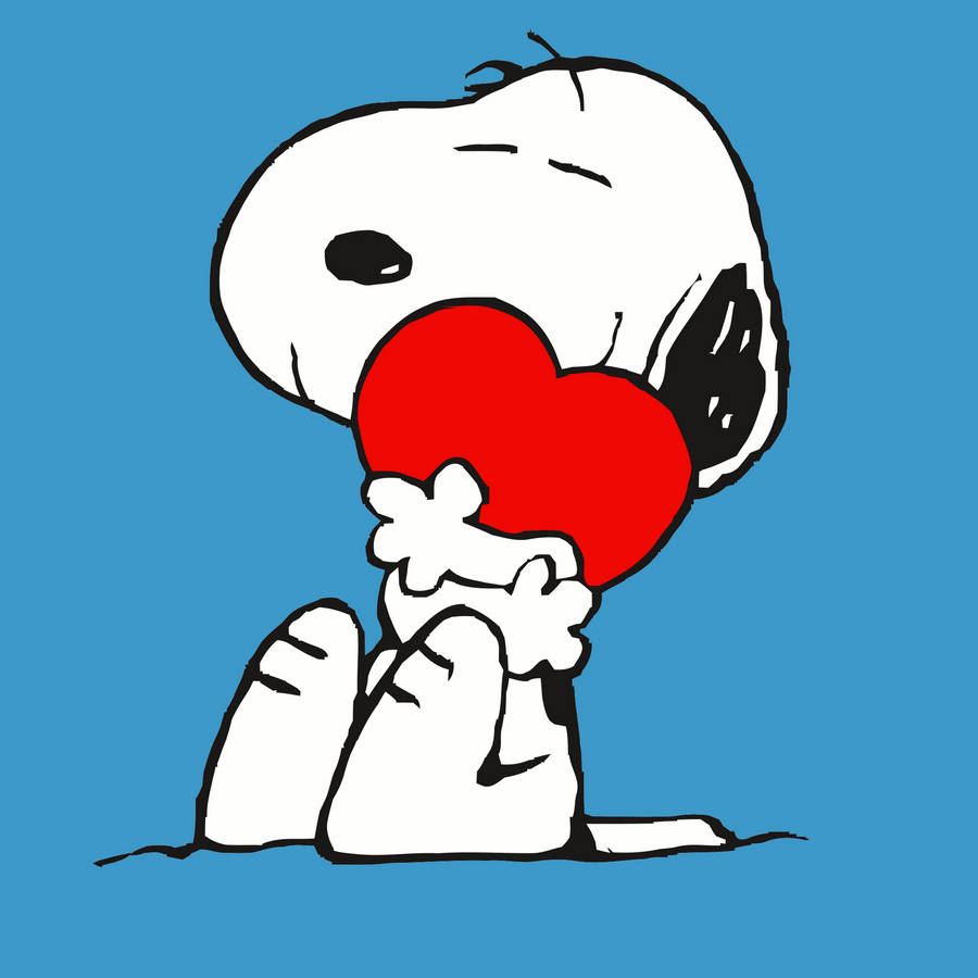 Sitting Snoopy Hugging Heart Wallpaper