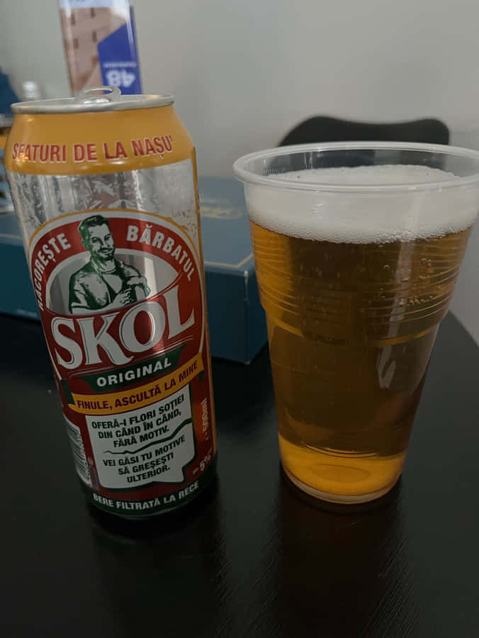 Skol Beer Canand Glass Wallpaper
