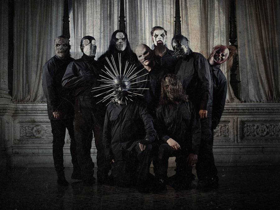 Slipknot Members At Dramatic Room Wallpaper