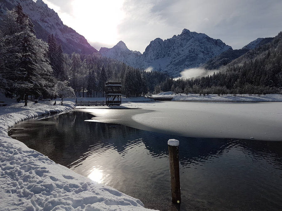 Slovenia Lake Jasna River In Winter Wallpaper