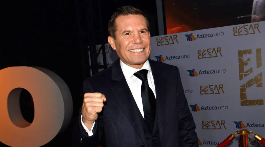 Smiling Julio Cesar Chavez Sr. Wallpaper