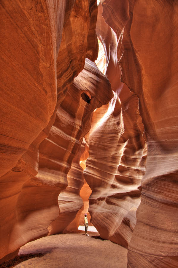 Smooth Tunnel Antelope Canyon Wallpaper