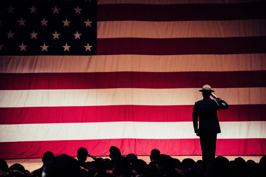 Soldiers Saluting Usa Flag Wallpaper