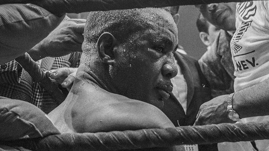 Sonny Liston Defeat Wallpaper