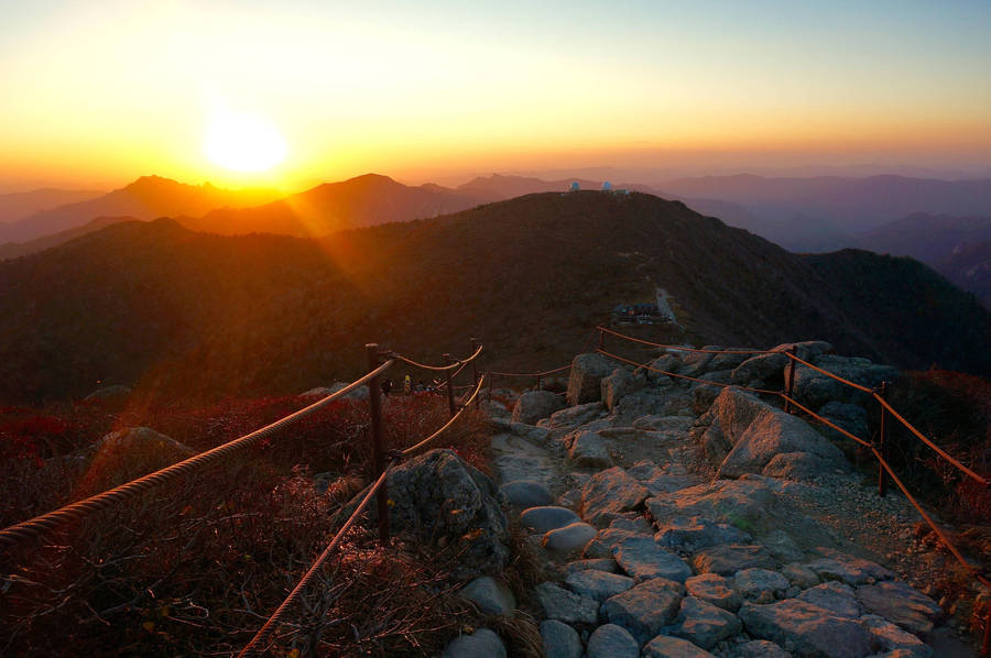 South Korea Seoraksan National Park Sunrise Wallpaper