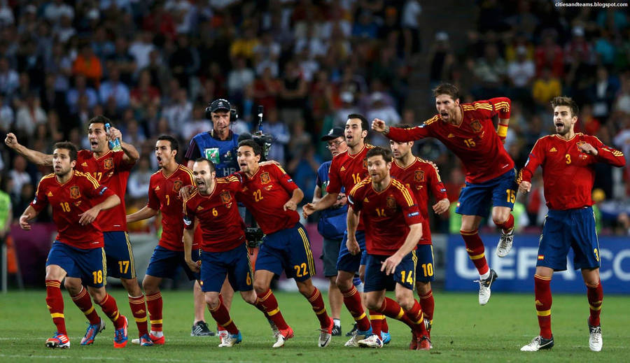 Spain National Football Team Celebrating Their 2012 Uefa Championship Victory Wallpaper