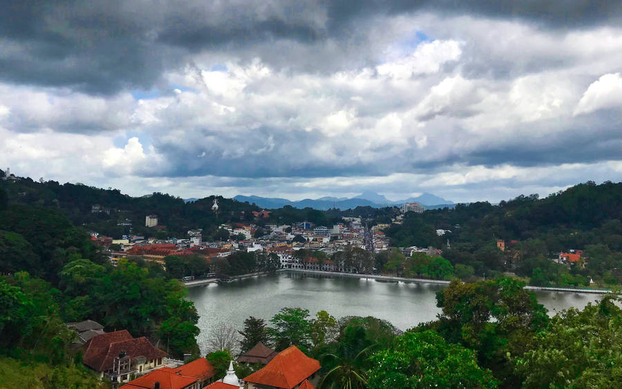 Sri Lanka Kandy Lake Aerial Wallpaper