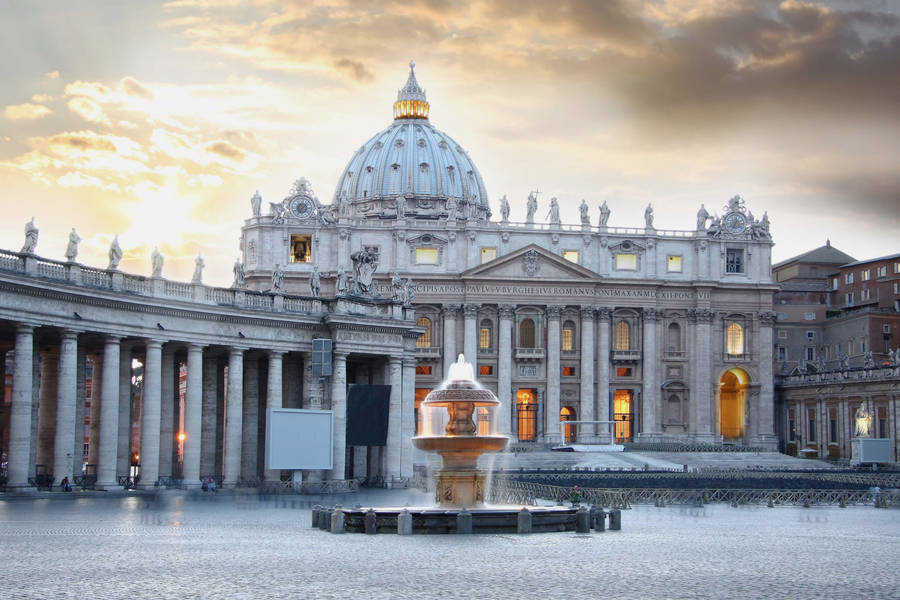 St. Peter's Basilica Church Wallpaper