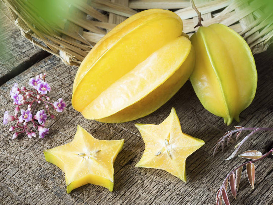 Star Fruit Lilac Flower Wallpaper