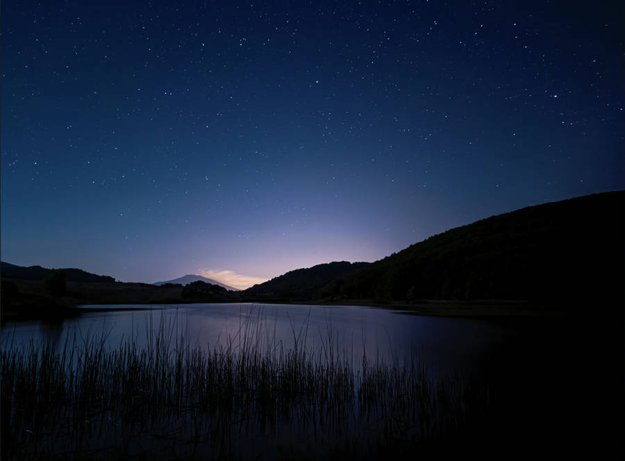 Starry Mountain Lake Wallpaper