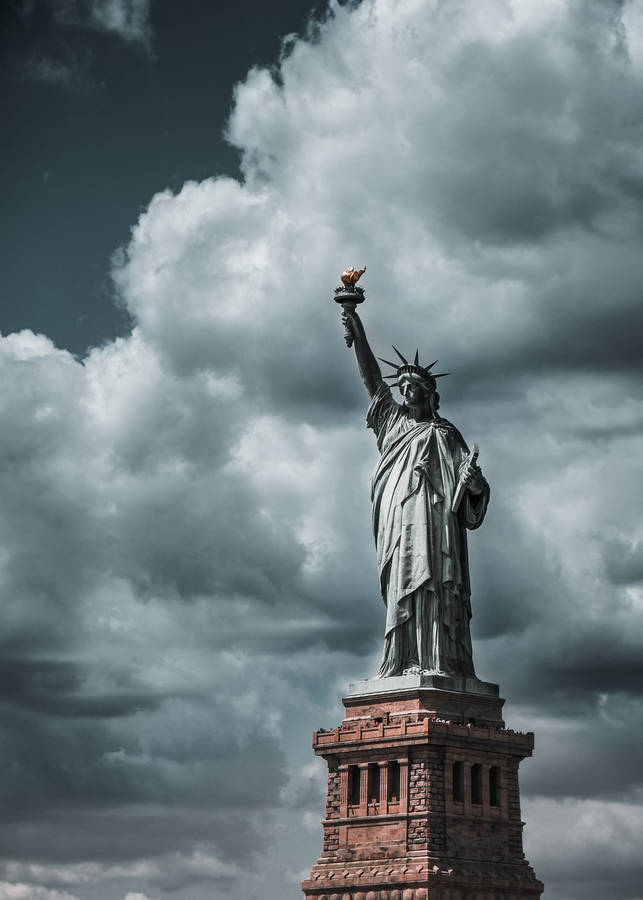 Statue Of Liberty Copper Platform Wallpaper