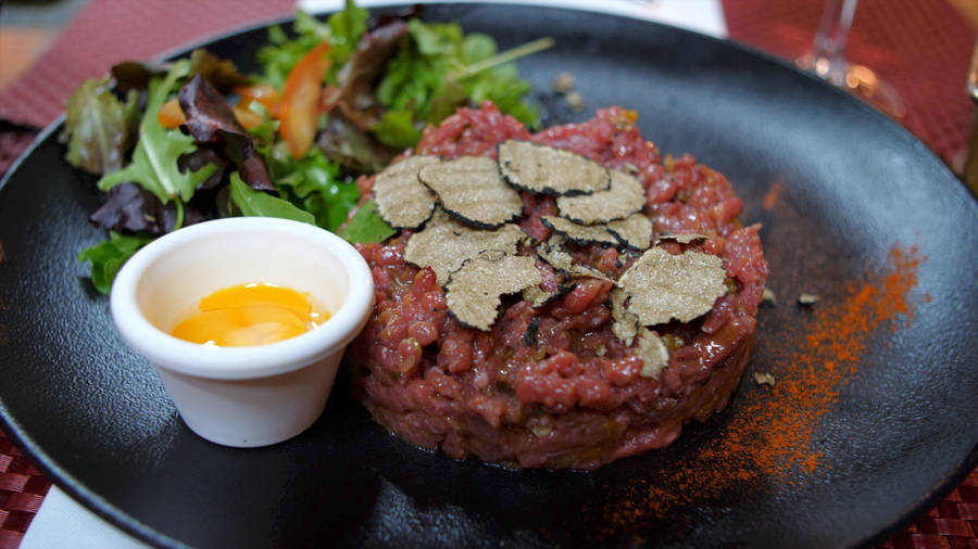 Steak Tartare With Black Truffles Wallpaper