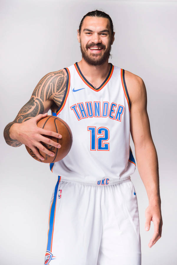 Steven Adams Okc Thunder White Jersey Wallpaper