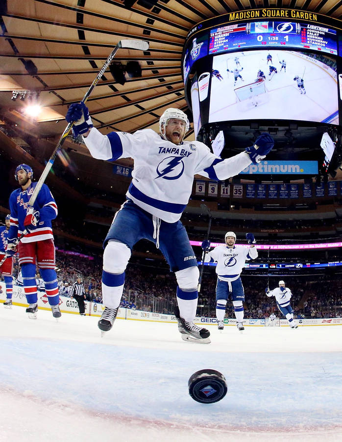 Steven Stamkos Tampa Bay Lightning Live Wallpaper