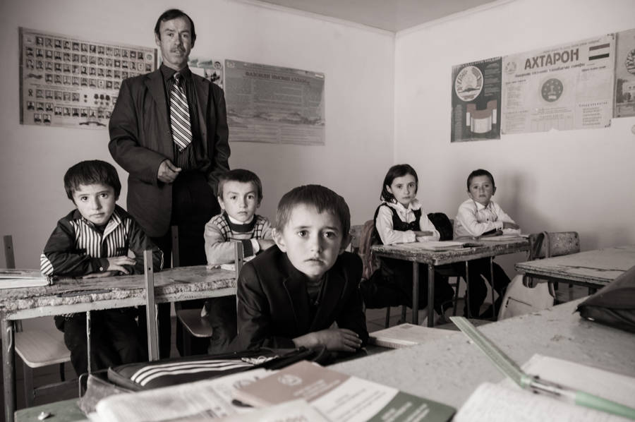 Students And Teacher Of Tajikistan Wallpaper